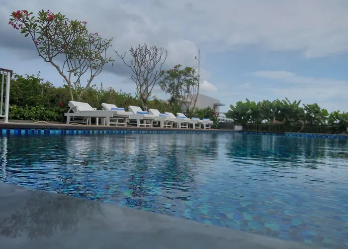 Jambuluwuk Oceano Seminyak Hotel